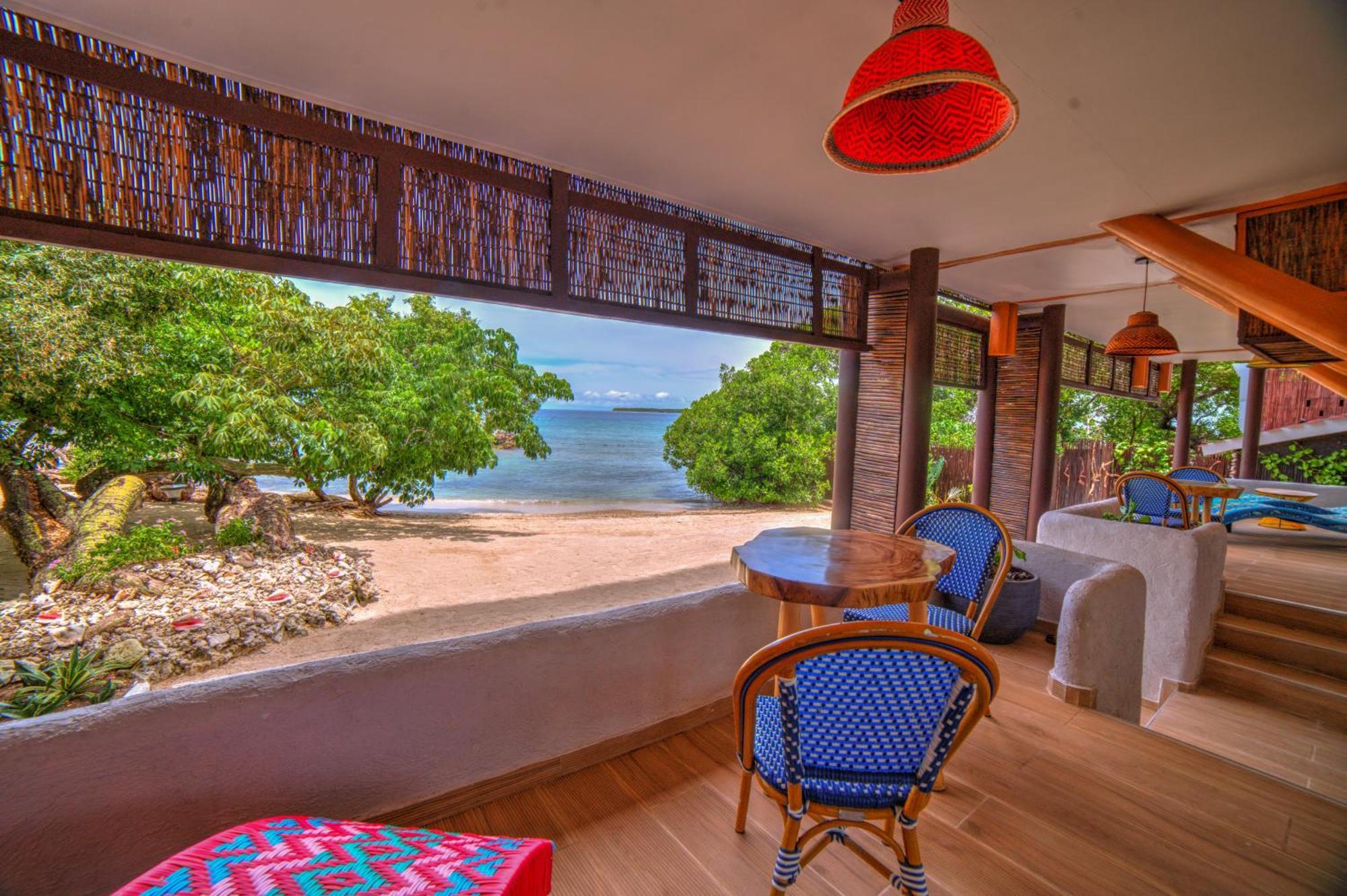 Pao Pao Hotel & Beach Club Isla Grande  Exterior photo