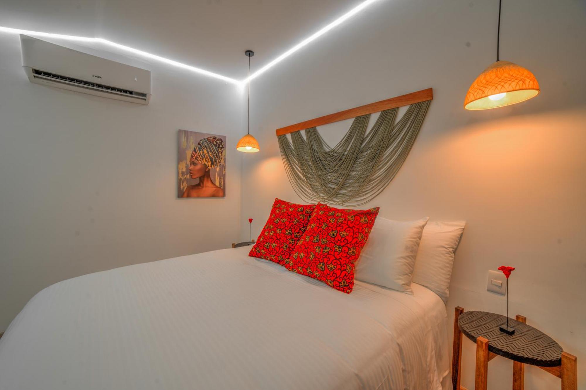 Pao Pao Hotel & Beach Club Isla Grande  Exterior photo