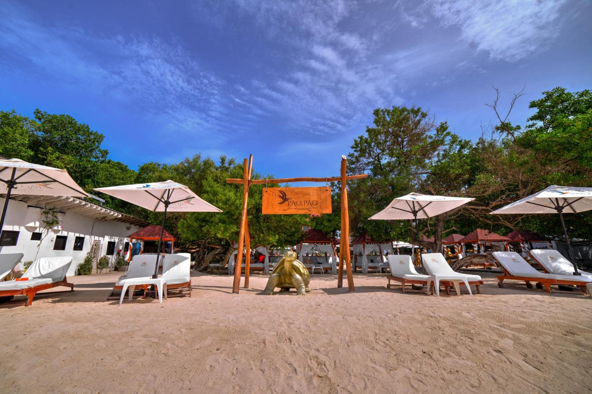 Pao Pao Hotel & Beach Club Isla Grande  Exterior photo