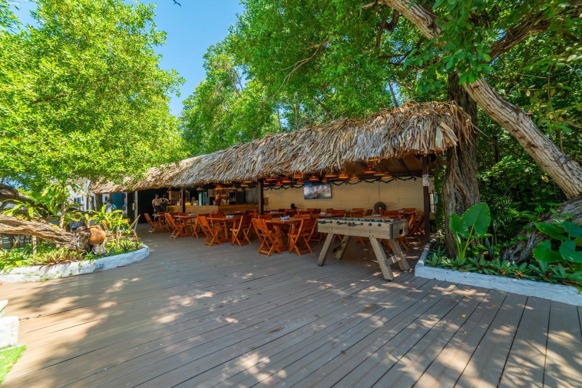 Pao Pao Hotel & Beach Club Isla Grande  Exterior photo